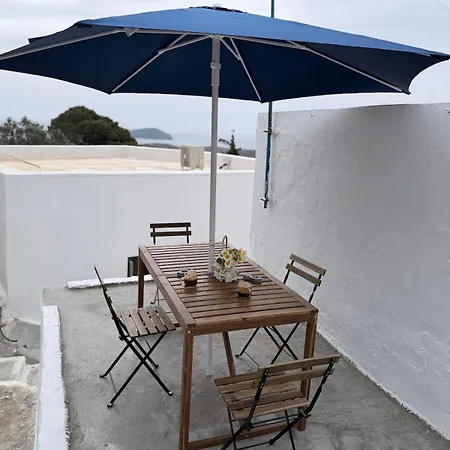 Little Gem -a Cycladic Aura- * Serifos Town